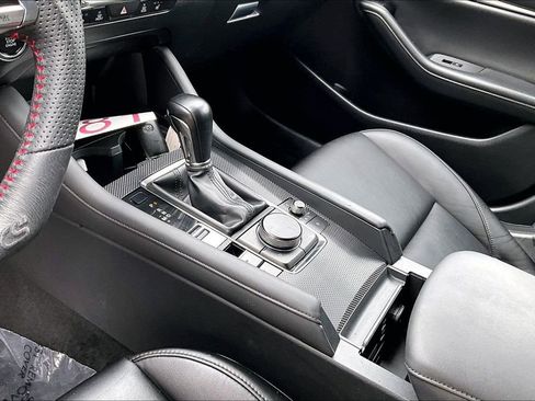 Certified 2021 MAZDA MAZDA3 AWD 2.5 Turbo Hatchback image 10