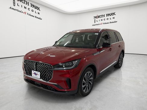 New 2026 Lincoln Aviator 2WD image 1