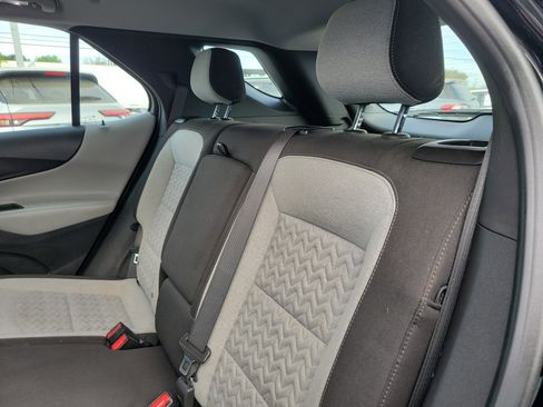 Used 2023 Chevrolet Equinox LS FWD image 10
