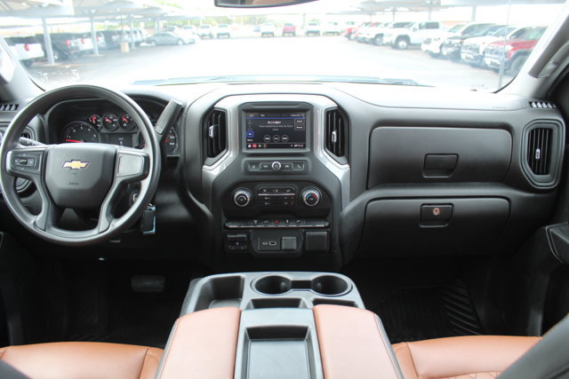 Used 2022 Chevrolet Silverado 2500 Custom w/ Custom Value Package AWD/4WD image 18
