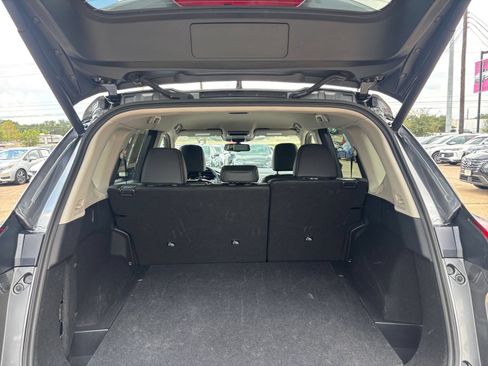 Used 2026 Nissan Rogue SL FWD image 33