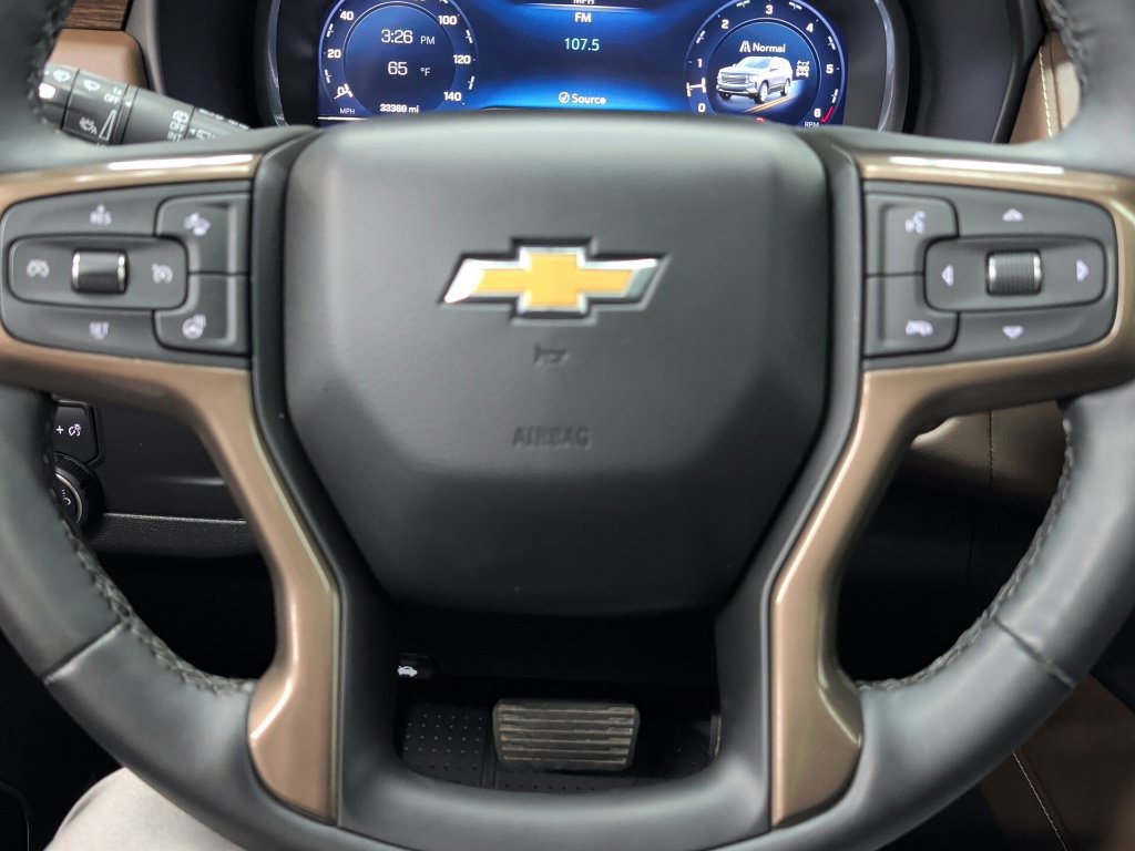 Used 2024 Chevrolet Tahoe High Country AWD/4WD image 13