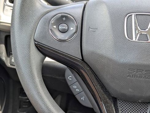 Used 2022 Honda HR-V LX image 23