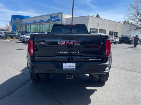 Used 2021 GMC Sierra 3500 Denali w/ Denali Ultimate Package image 4