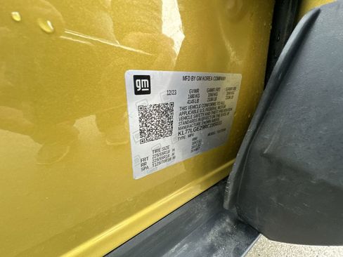 Used 2024 Chevrolet Trax RS w/ Driver Confidence Package image 30