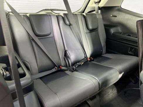 Used 2022 Subaru Ascent Onyx Edition image 28