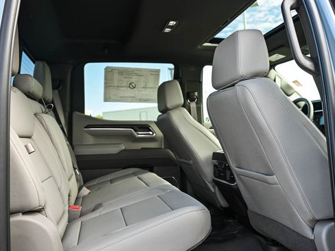 New 2026 GMC Sierra 1500 SLT w/ SLT Premium Plus Package image 10