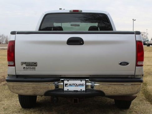 Used 2003 Ford F250 XLT image 6