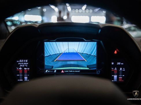 Used 2020 Lamborghini Sian Coupe image 74