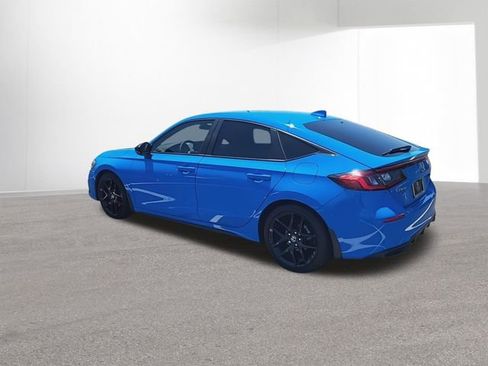 Used 2023 Honda Civic Sport image 6