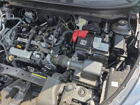 Used 2021 Nissan Kicks SV FWD image 29