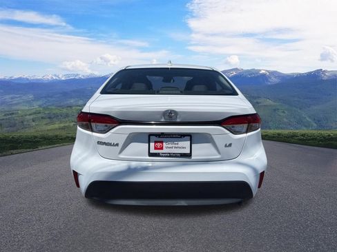 Used 2024 Toyota Corolla LE FWD image 4