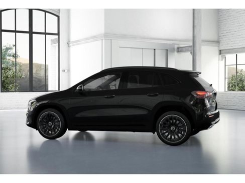 New 2026 Mercedes-Benz GLA 250 image 32