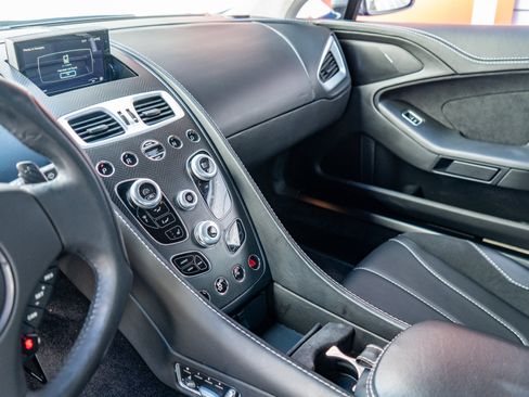 Used 2014 Aston Martin Vanquish Coupe RWD image 10