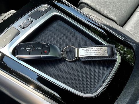 Used 2025 Mercedes-Benz GLA 250 4MATIC image 10