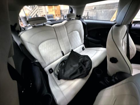 Used 2024 MINI Cooper SE w/ Signature Upholstery Package FWD image 29