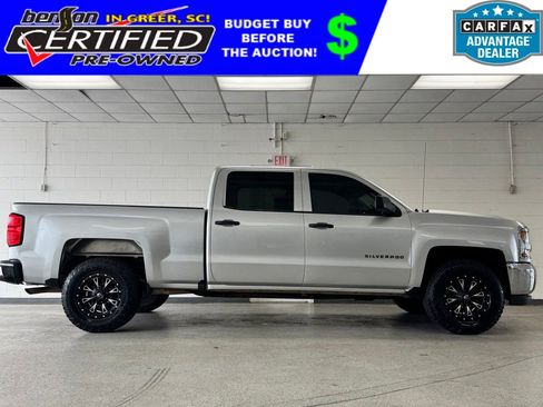 Used 2018 Chevrolet Silverado 1500 W/T w/ Trailering Package AWD/4WD image 1