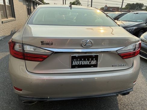 Used 2017 Lexus ES 350 w/ Navigation System Package FWD image 5