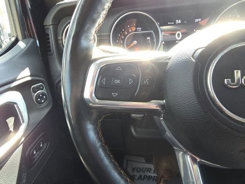 Used 2021 Jeep Gladiator Overland AWD/4WD image 15