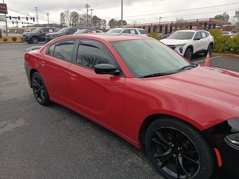 Used 2016 Dodge Charger SXT w/ Blacktop Package image 14