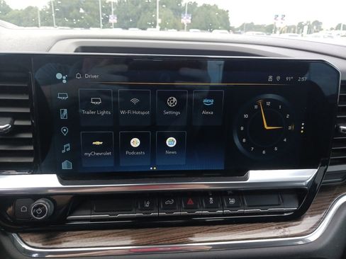 Used 2024 Chevrolet Silverado 2500 LT image 23