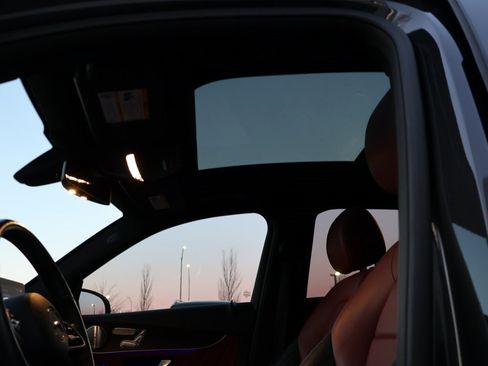 Certified 2020 Mercedes-Benz GLC 300 4MATIC image 17