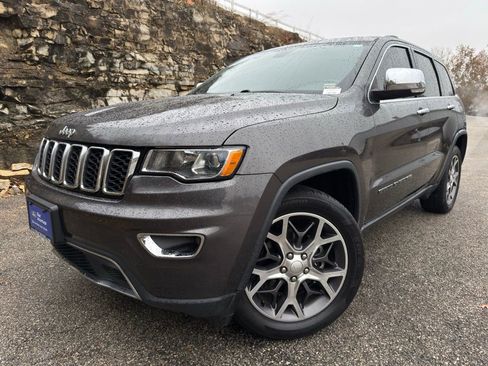Used 2019 Jeep Grand Cherokee Limited image 2