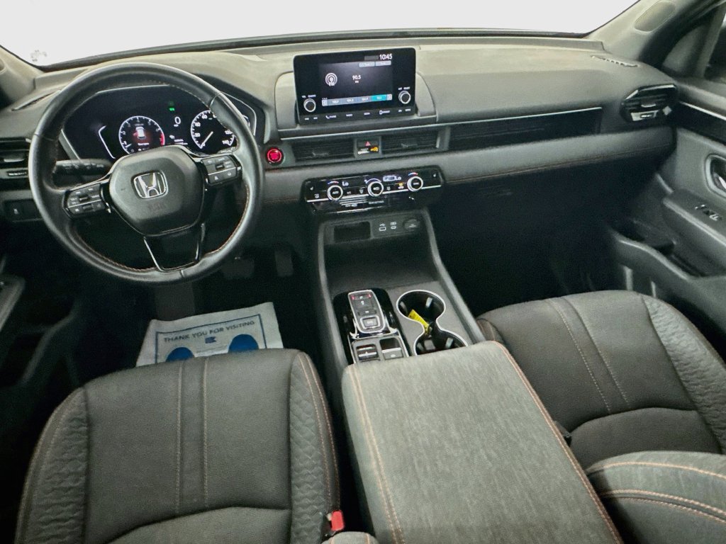 Used 2025 Honda Pilot Sport image 28