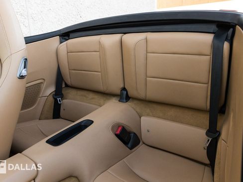 Used 2015 Porsche 911 Carrera image 28