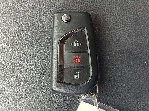 Used 2025 Toyota RAV4 LE image 34