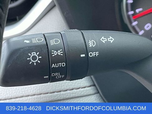 Used 2020 Toyota RAV4 XLE Premium image 24