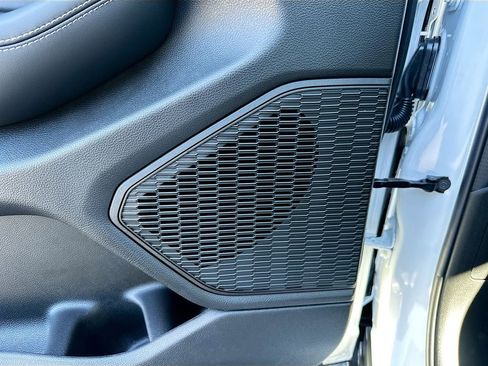 New 2025 Jeep Grand Cherokee Laredo image 24