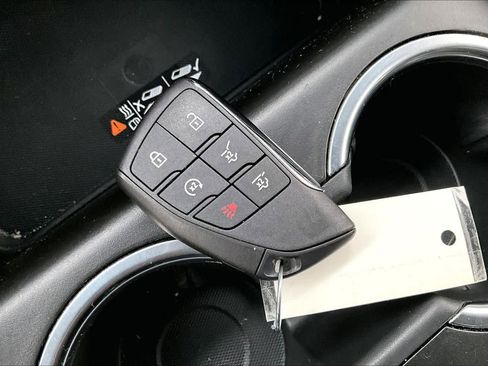 Used 2024 Chevrolet Tahoe Z71 image 13