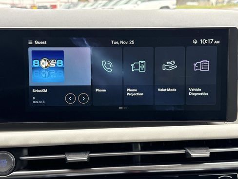 Used 2025 Hyundai Tucson SEL image 3