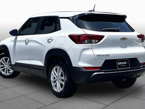 Used 2023 Chevrolet TrailBlazer LS FWD image 12