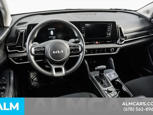Used 2025 Kia Sportage LX FWD image 23