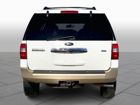 Used 2013 Ford Expedition XLT image 5