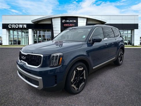 Used 2023 Kia Telluride EX w/ EX Captain's Chair Package image 1