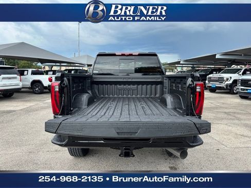 New 2025 GMC Sierra 2500 Denali w/ Denali Reserve Package image 7