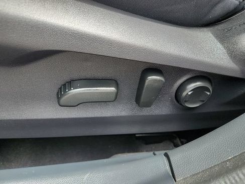 Certified 2025 Subaru Outback Premium AWD/4WD image 15