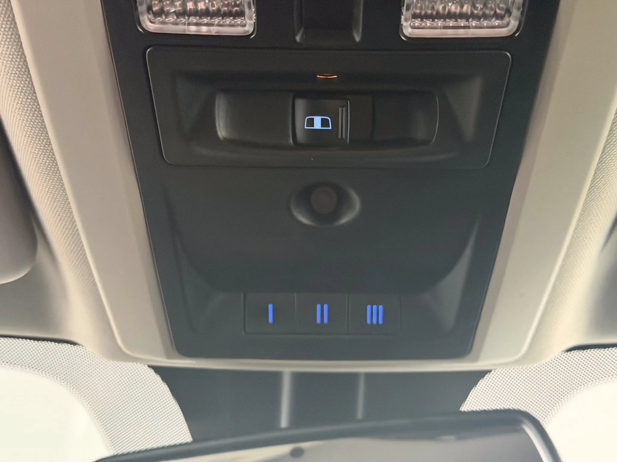 Used 2017 RAM 2500 Laramie w/ Off Road Package AWD/4WD image 38