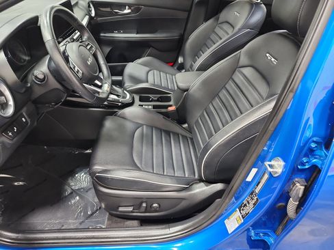 Used 2023 Kia Forte GT-Line w/ GT-Line Premium Package FWD image 9