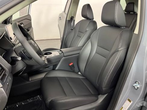 New 2026 Nissan Rogue Dark Armor FWD image 19
