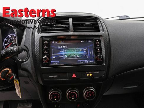 Used 2021 Mitsubishi Outlander Sport ES FWD image 12