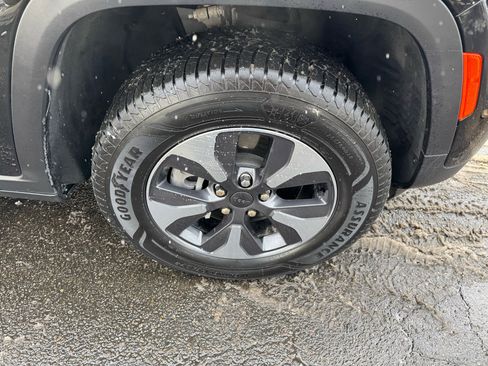 Used 2022 Jeep Grand Cherokee Limited w/ Luxury Tech Group II image 40