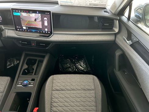 New 2026 Volkswagen Tiguan S FWD image 38