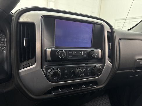 Used 2017 GMC Sierra 1500 SLE w/ SLE Value Package image 45
