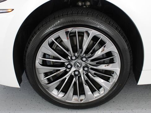 Used 2018 Lexus LS 500 w/ Luxury Package RWD image 88