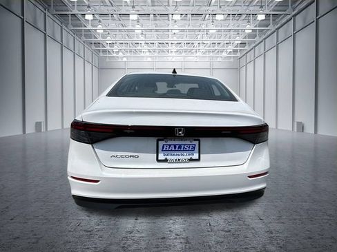 Used 2025 Honda Accord SE image 4