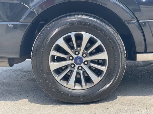 Used 2015 Ford Expedition Platinum AWD/4WD image 39